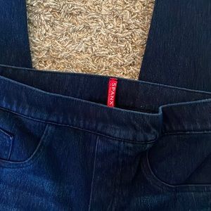 Spanx Jeanish Legging